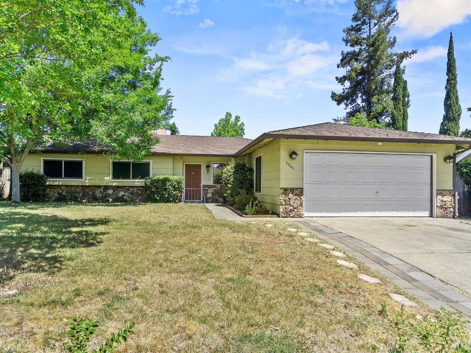 Citrus Heights, CA 95621,7201 Spicer DR