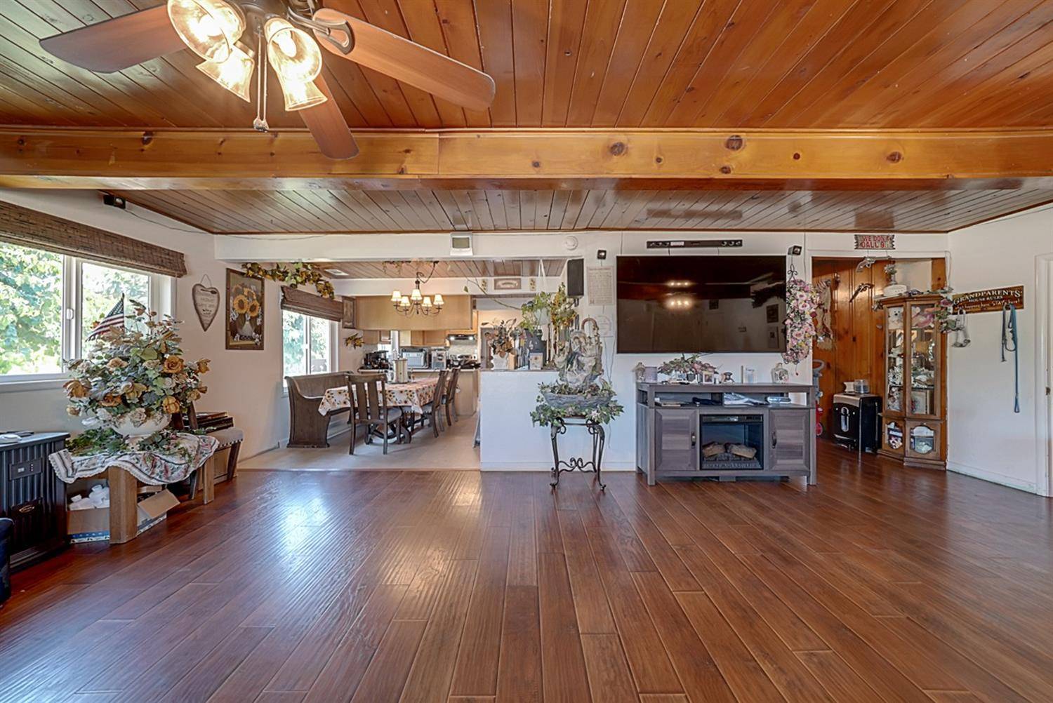 Livingston, CA 95334,1350 2nd ST