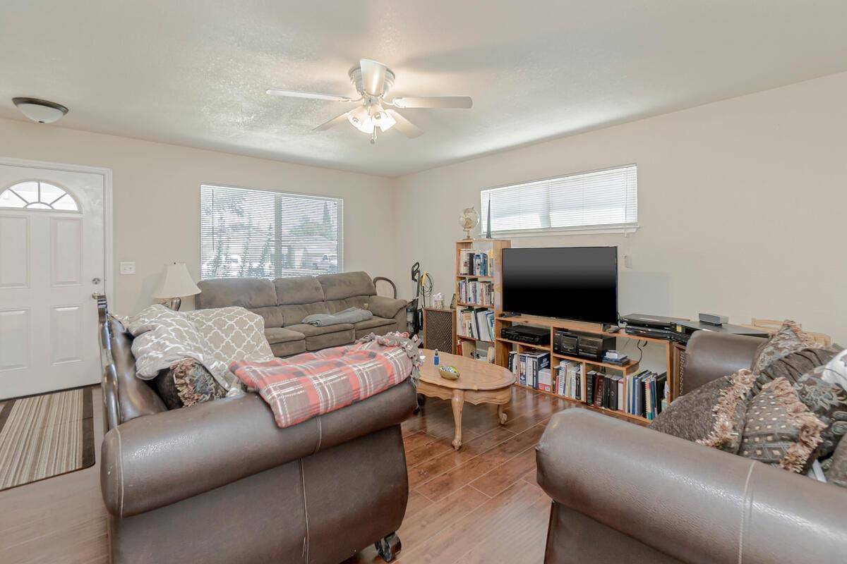 Woodland, CA 95695,13 N Kern