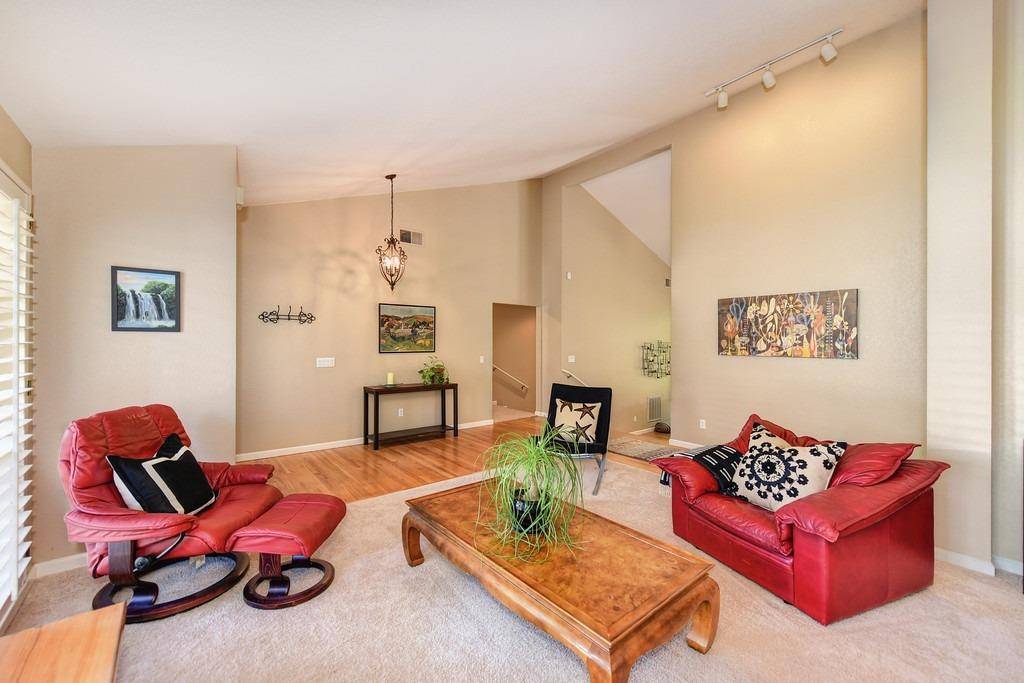 El Dorado Hills, CA 95762,2120 Amherst WAY