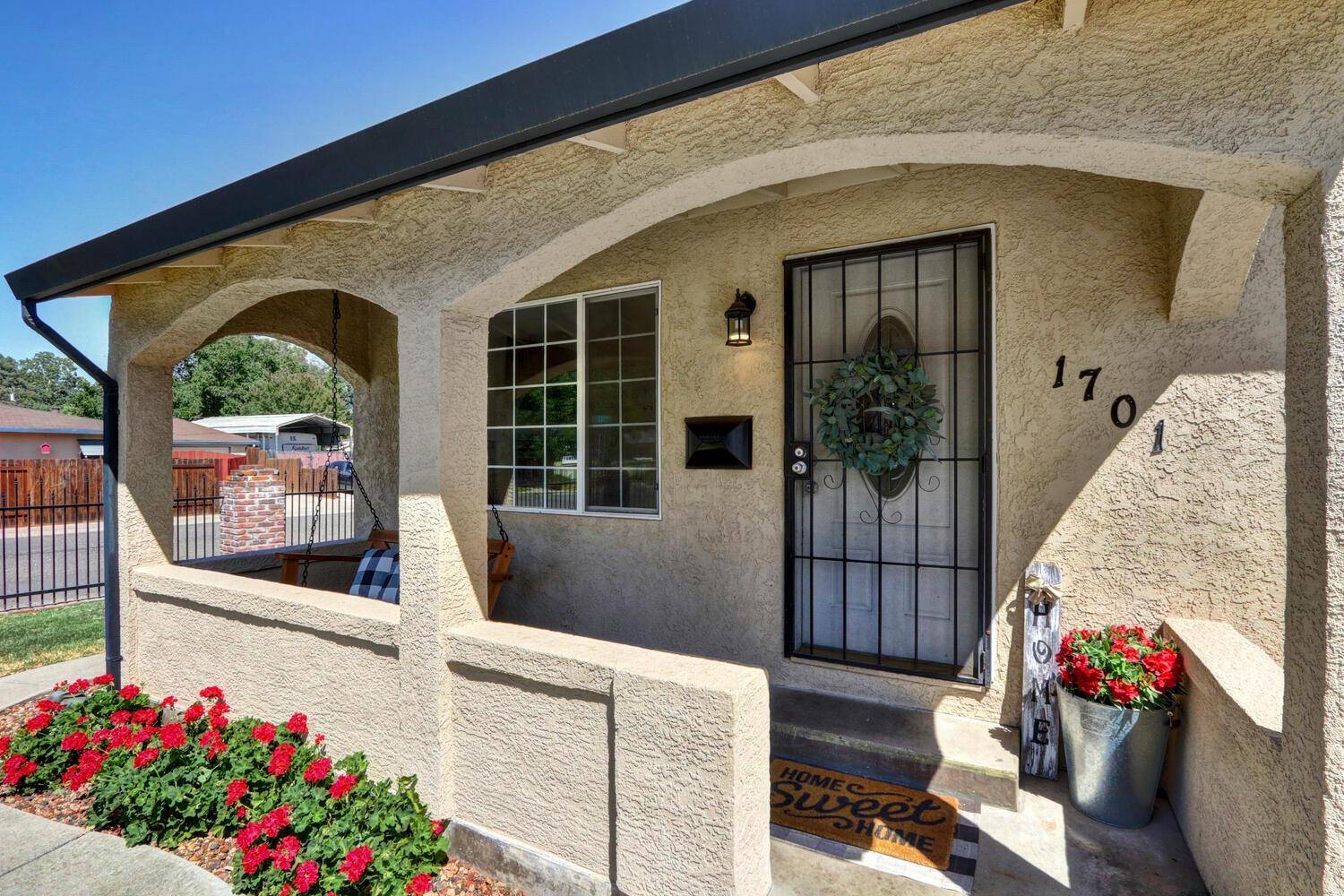 West Sacramento, CA 95691,1701 Virginia AVE