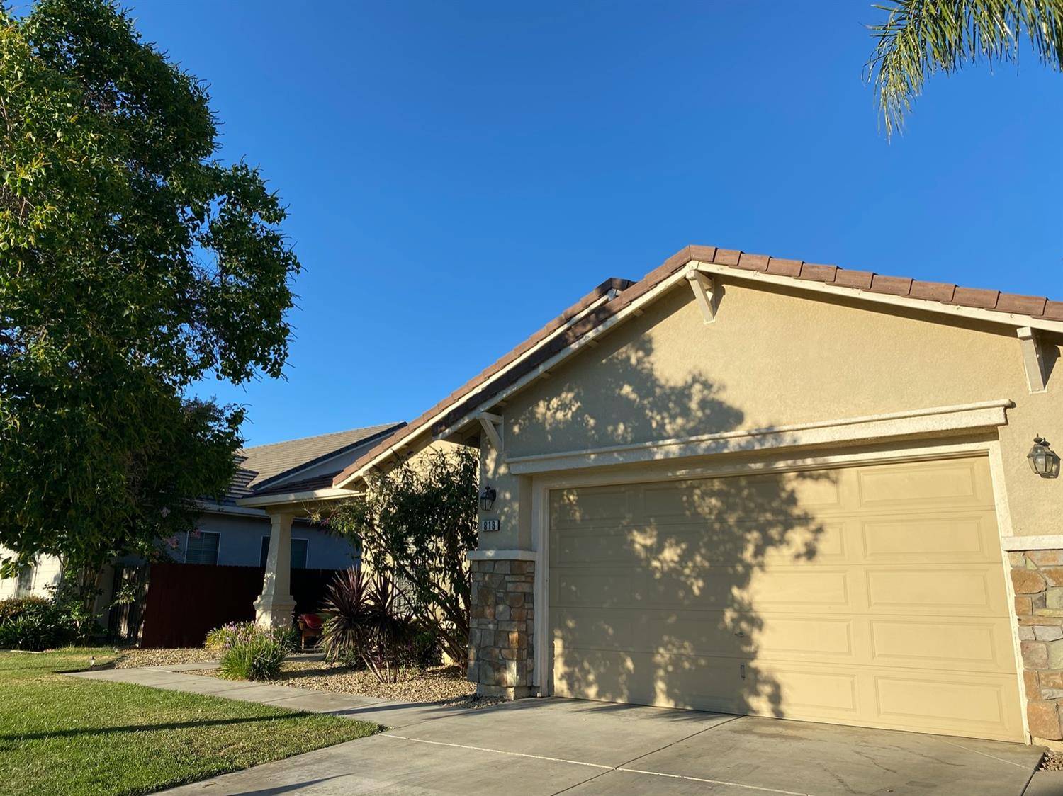 Newman, CA 95360,818 Balsam Dr