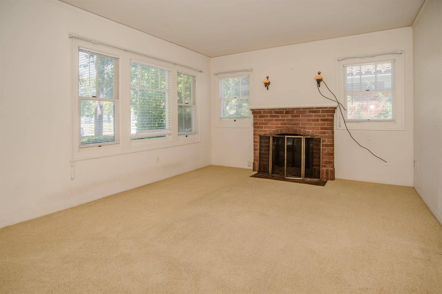 Woodland, CA 95695,623 Walnut ST