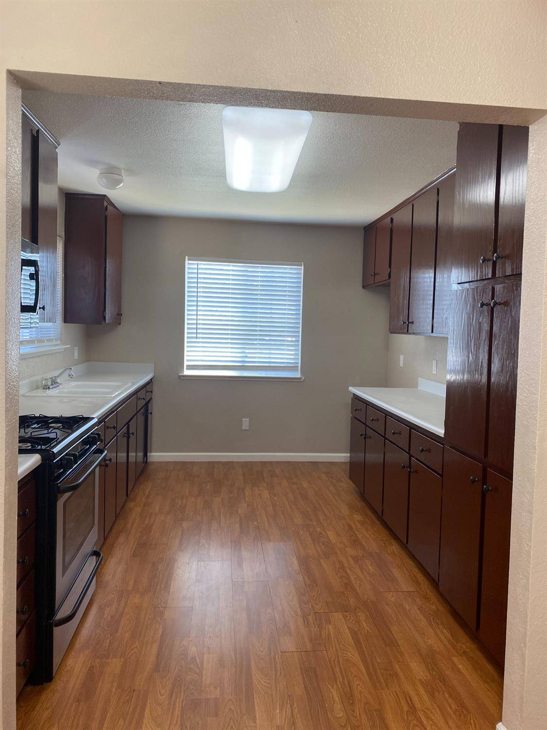 Galt, CA 95632,944 Beaver Park WAY