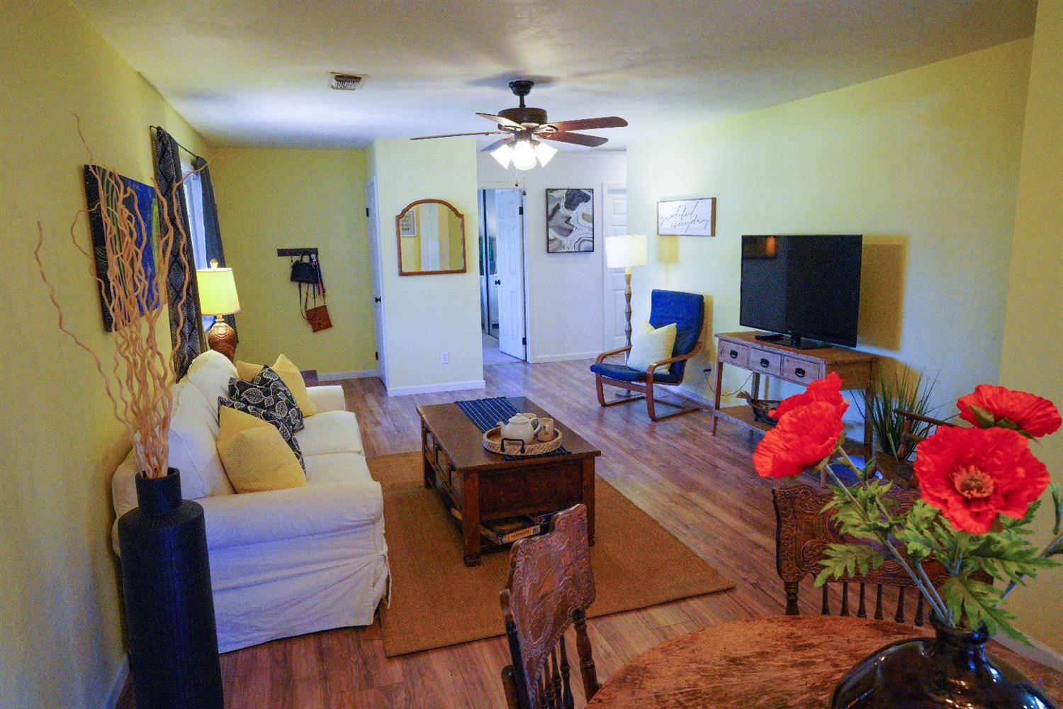 Sacramento, CA 95827,9932 Nebula WAY