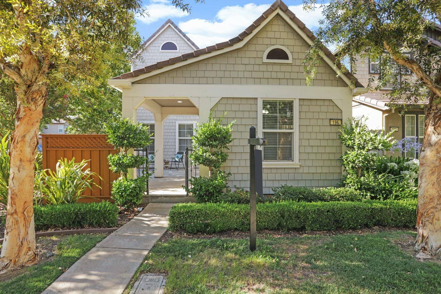 Mountain House, CA 95391,196 W Erics WAY