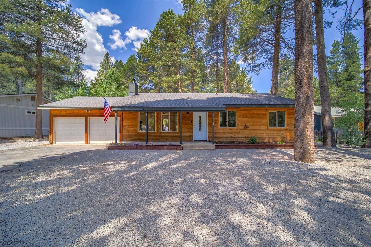 Truckee, CA 96161,10553 Pine Needle Way