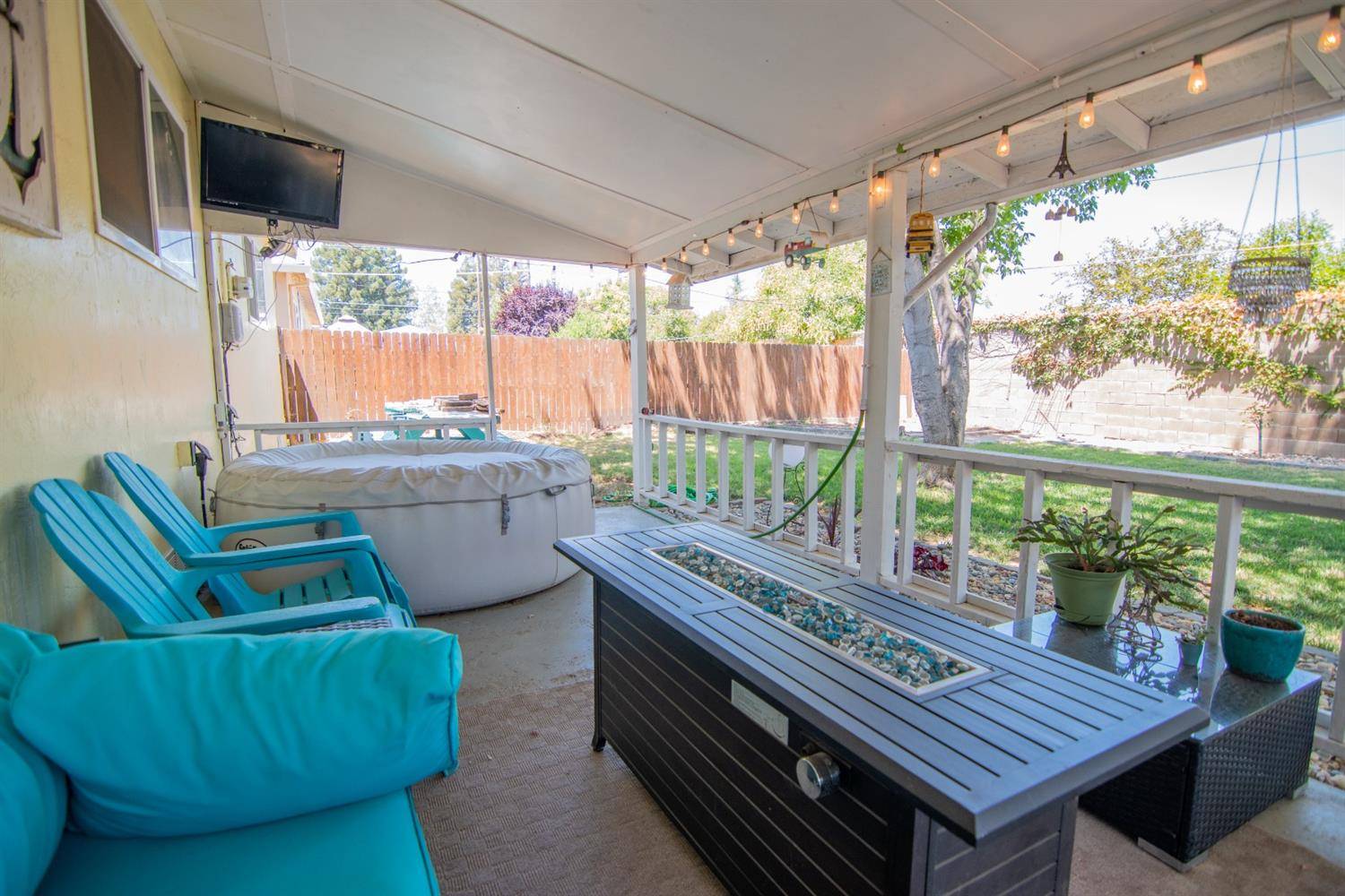 Galt, CA 95632,813 Meladee LN