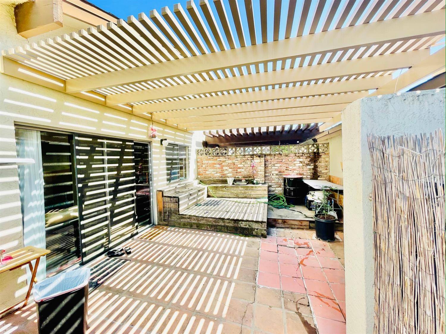 West Sacramento, CA 95691,307 Bridge PL