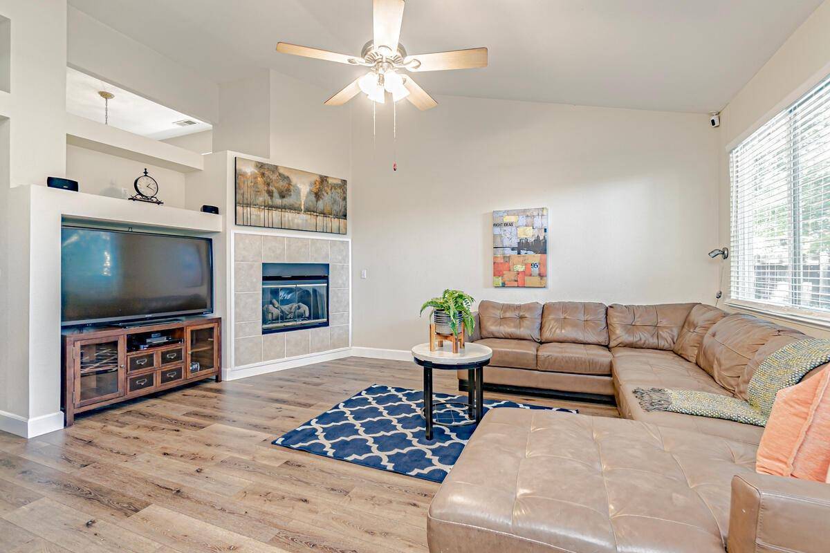 West Sacramento, CA 95691,2859 Almond Street