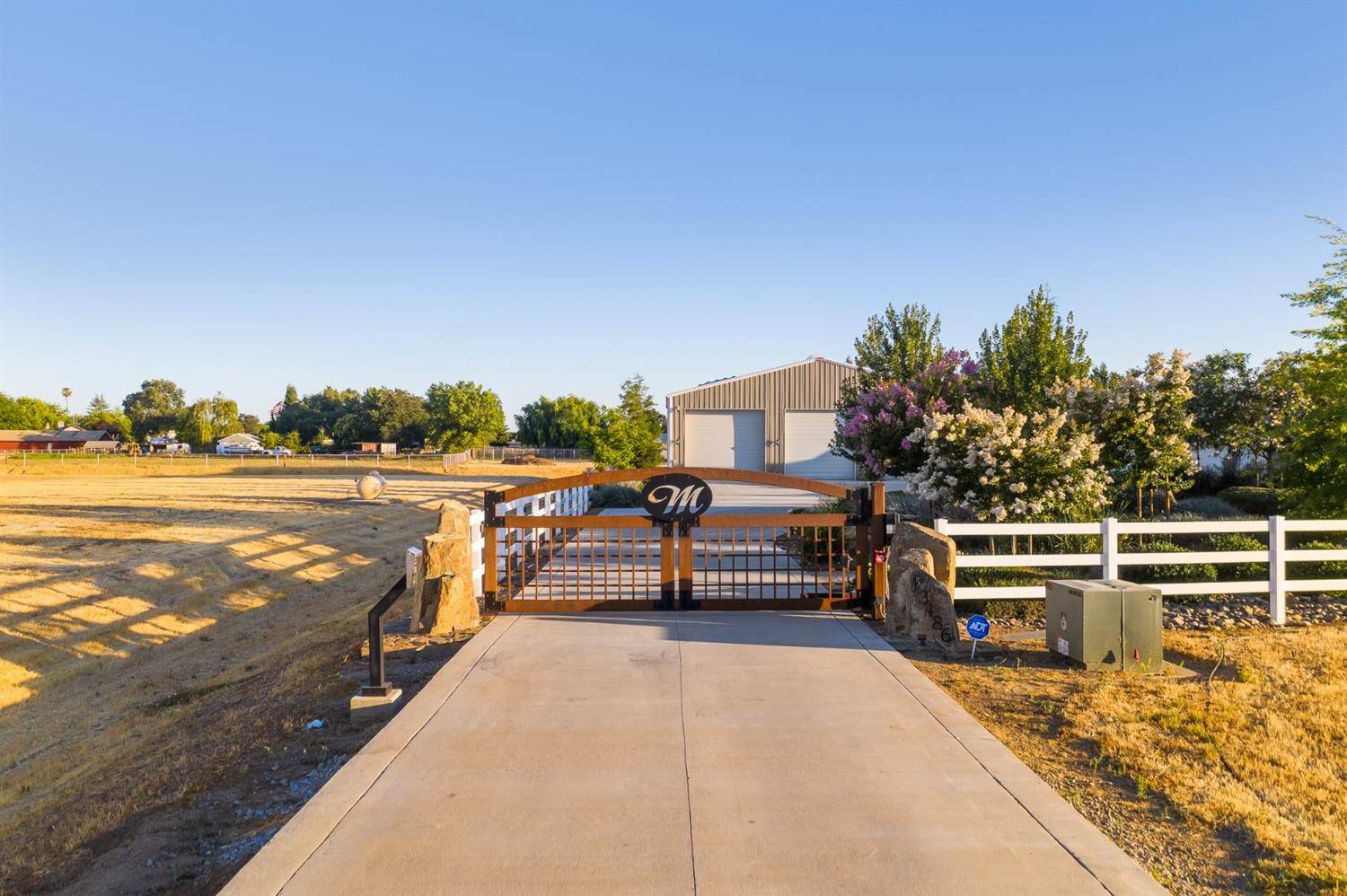 Galt, CA 95632,13486 John Rocha CIR