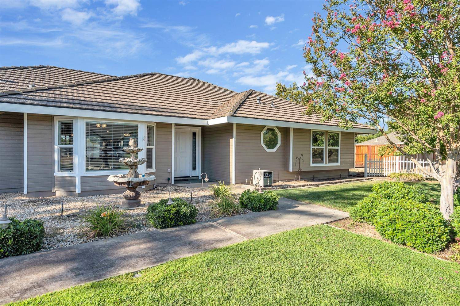 Marysville, CA 95901,577 Saddleback DR