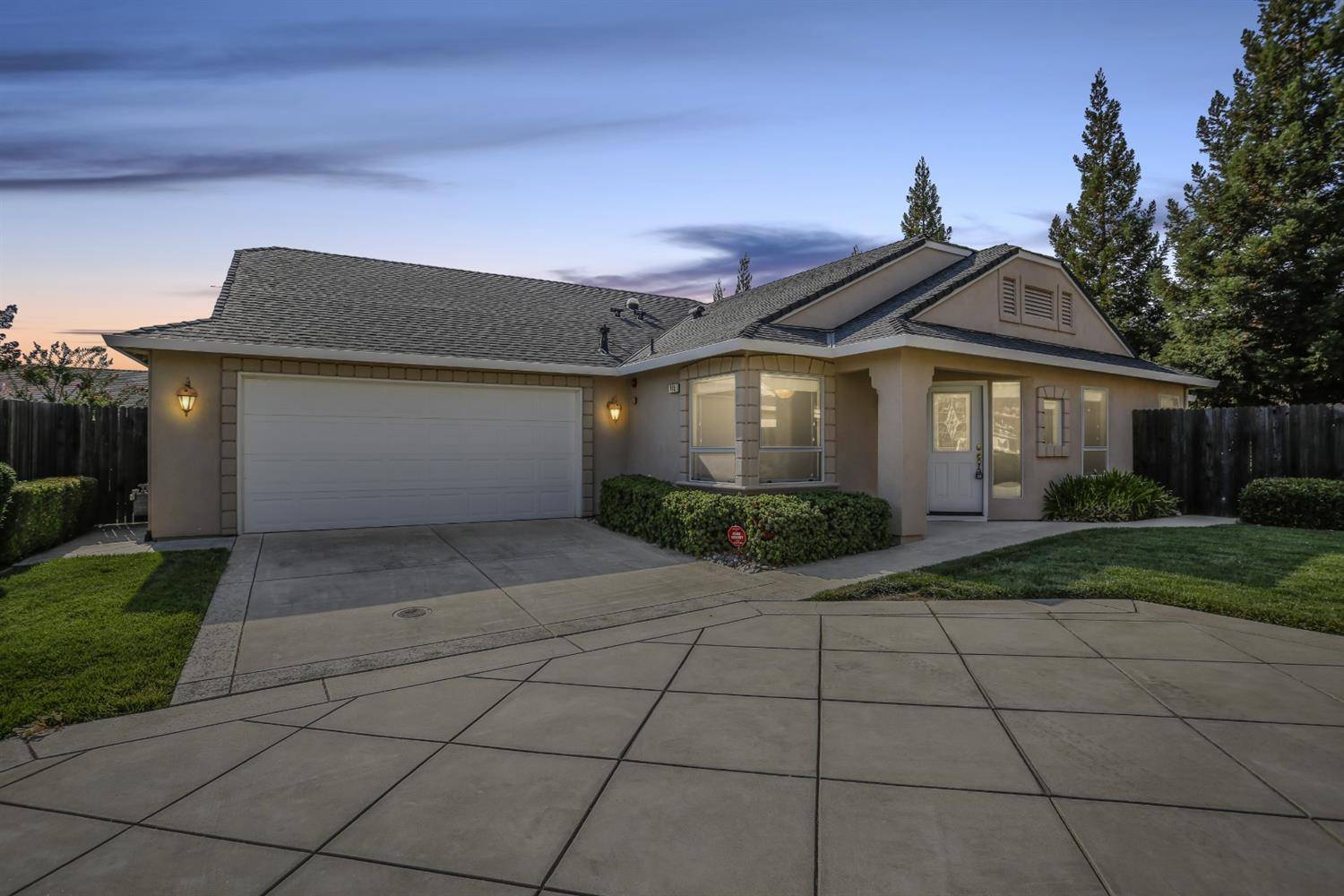 Galt, CA 95632,745 Young CT