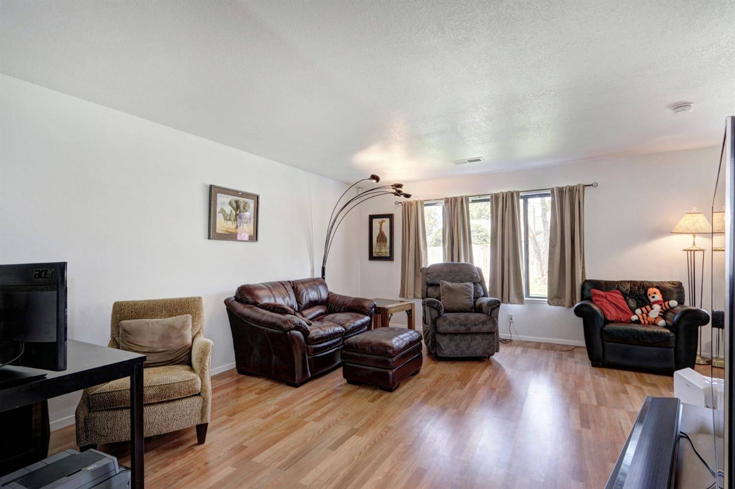 Galt, CA 95632,238 Oberlin DR