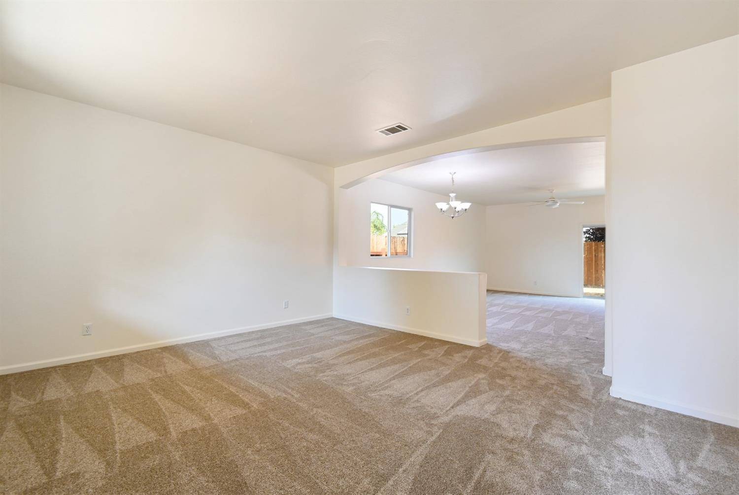 Marysville, CA 95901,2185 Brent DR