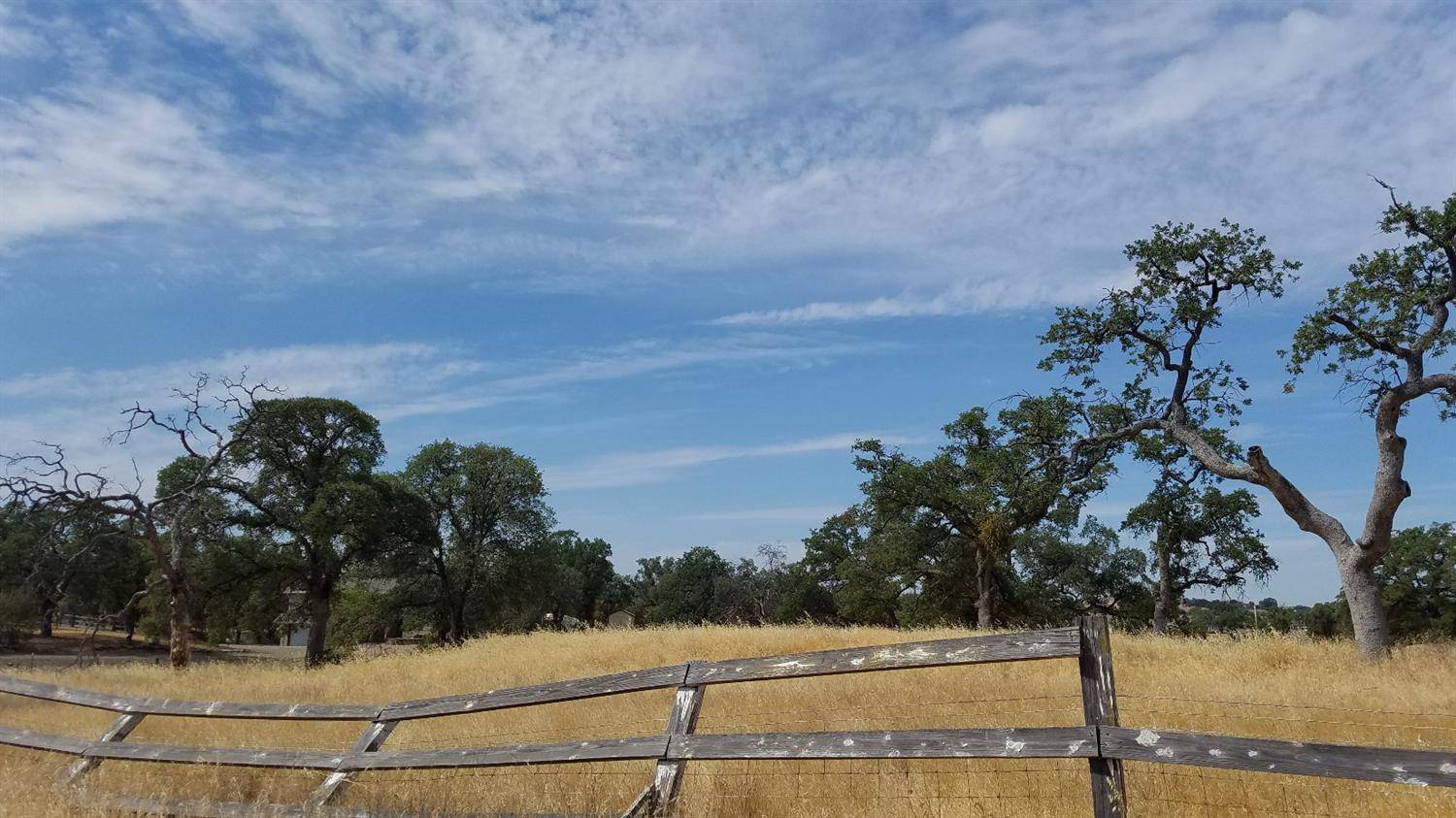 La Grange, CA 95329,1680 Zarzamora