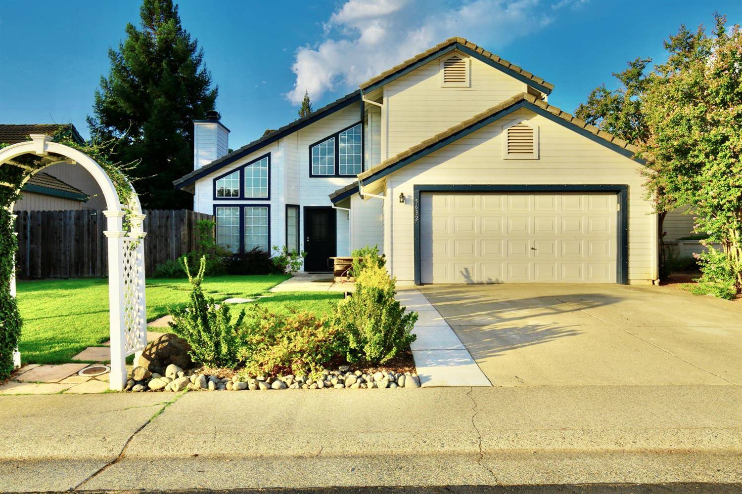 Rocklin, CA 95677,5632 Bolton WAY