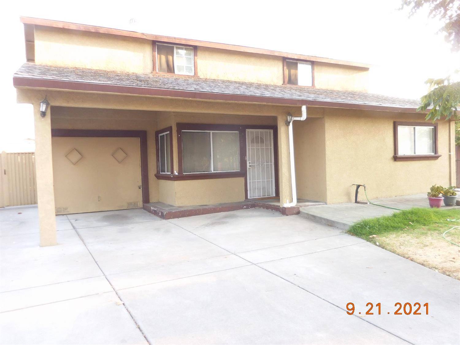 Sacramento, CA 95815,224 Redondo AVE