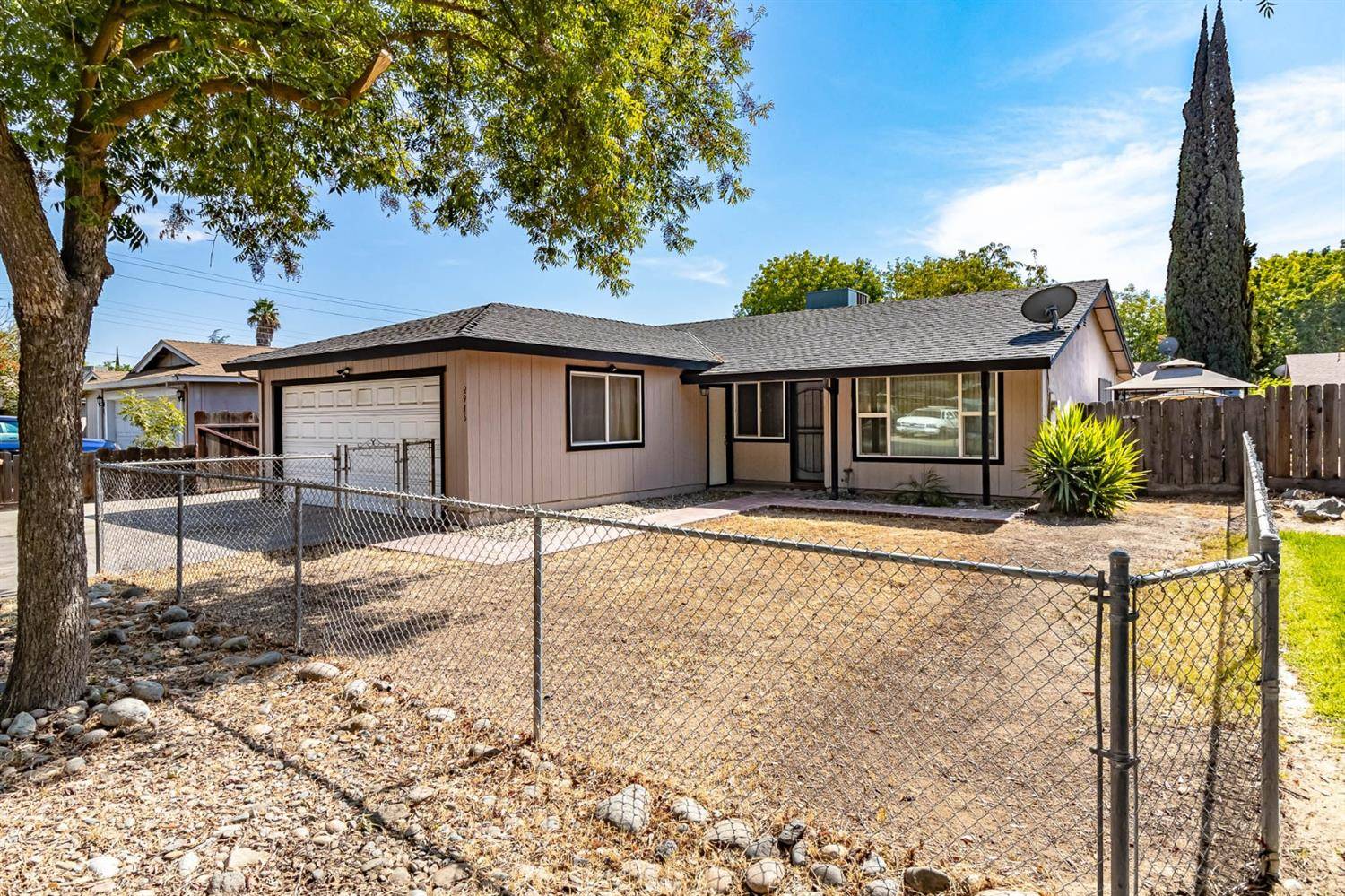 Modesto, CA 95354,2916 Mission Bell LN