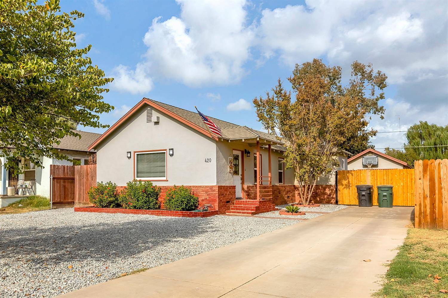 Waterford, CA 95386,420 D ST