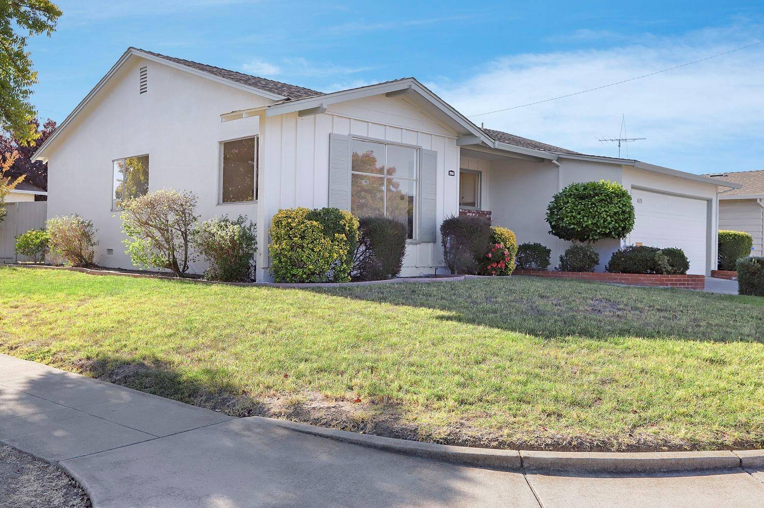 Fremont, CA 94538,4678 Boone DR