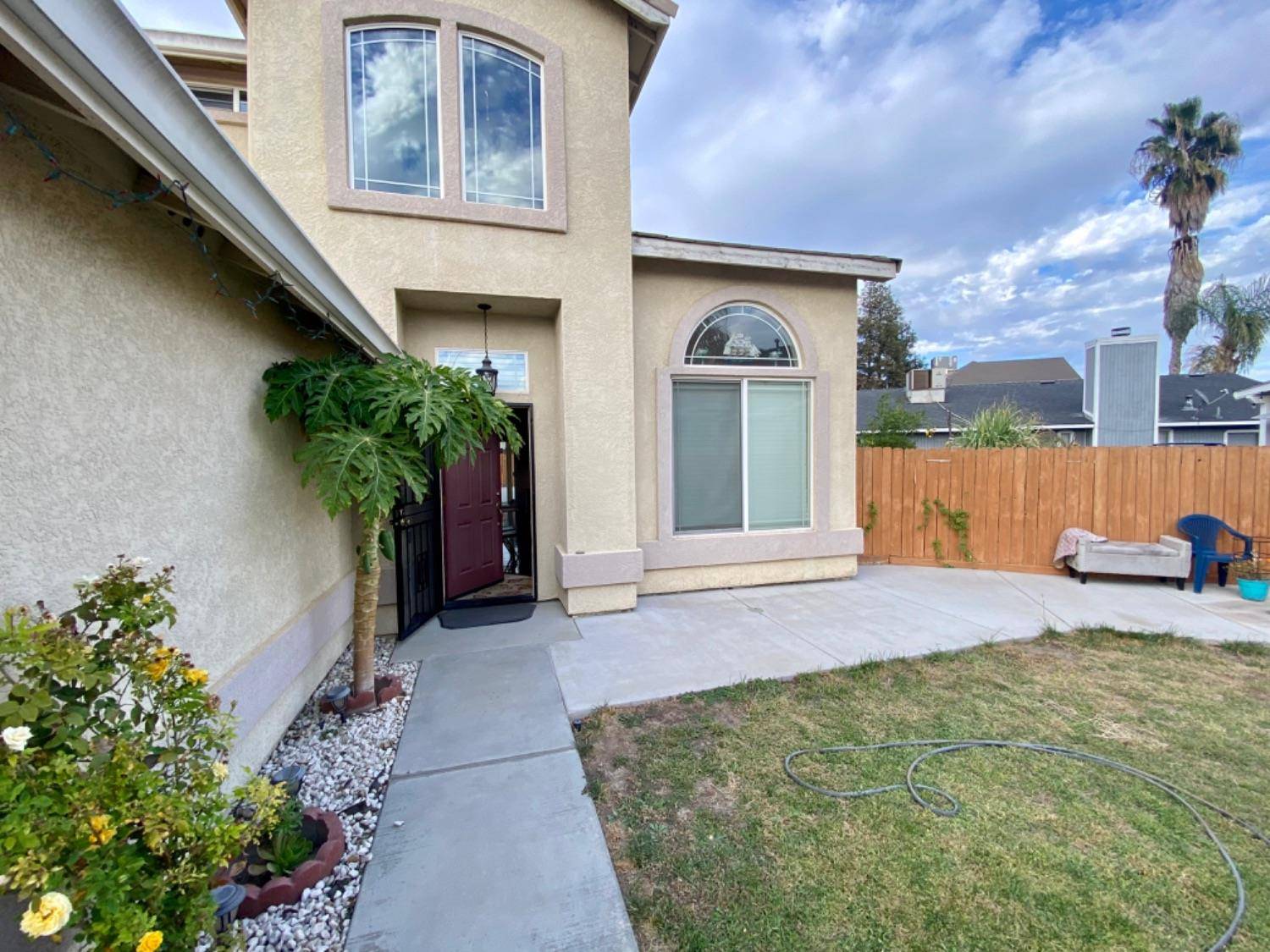 Turlock, CA 95382,1142 Kay CIR