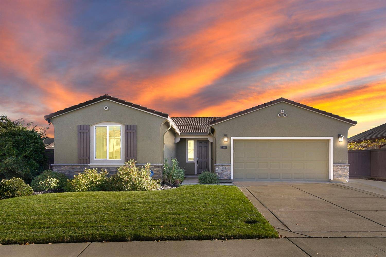 Roseville, CA 95747,2344 Spring Grove DR