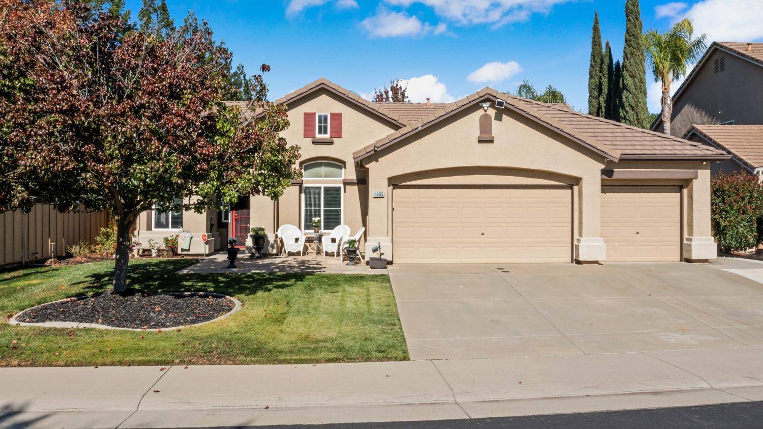 Roseville, CA 95747,1685 Roadrunner DR