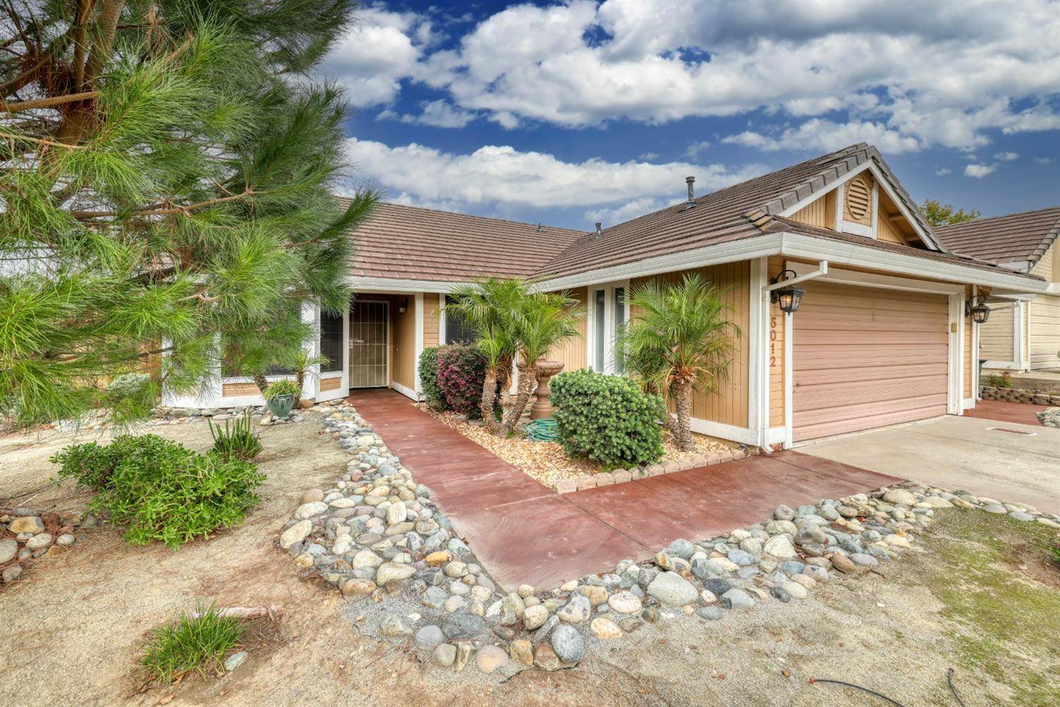 Antelope, CA 95843,5012 Rocky Pass WAY