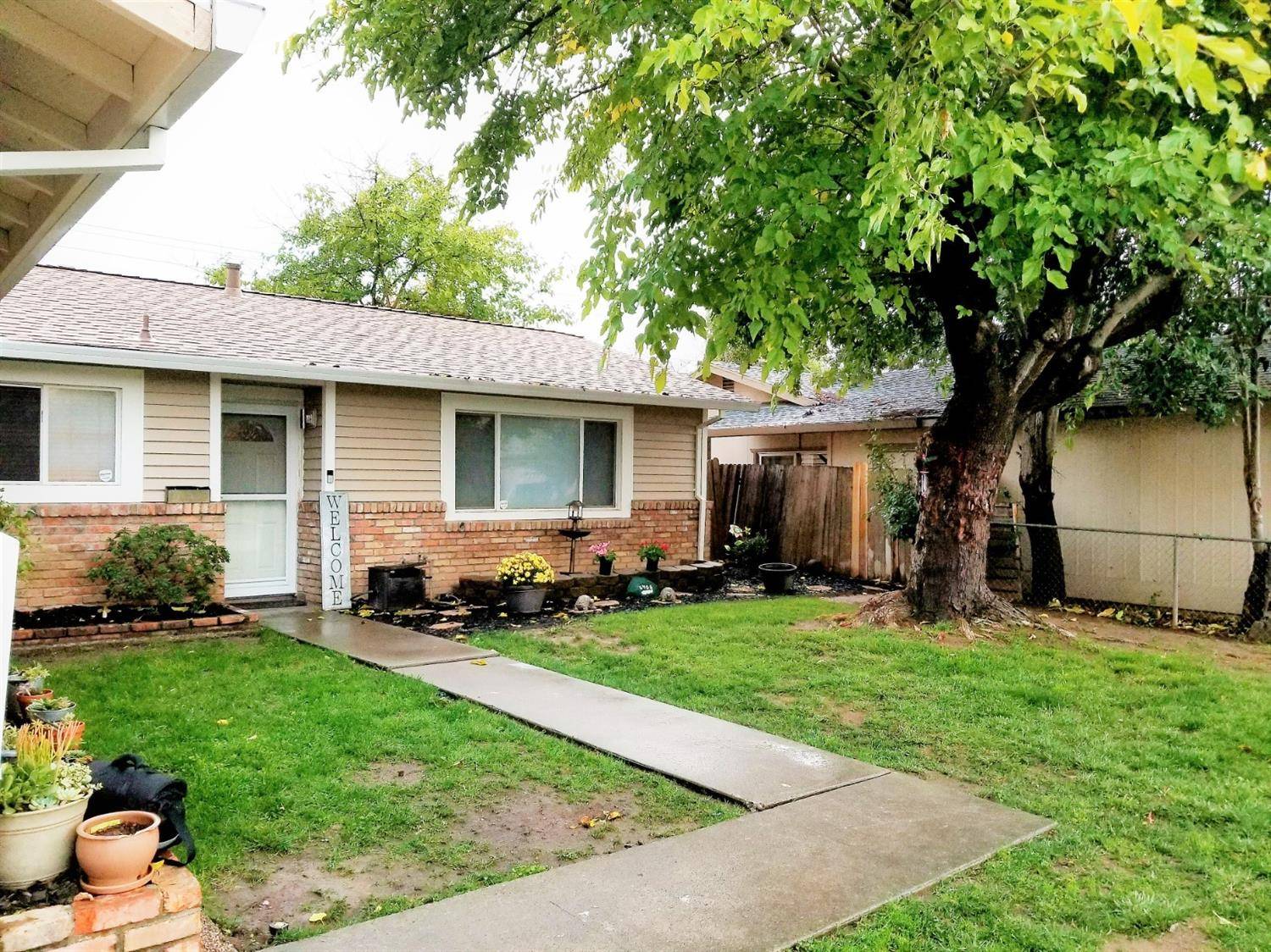 Citrus Heights, CA 95621,6406 Trenton WAY