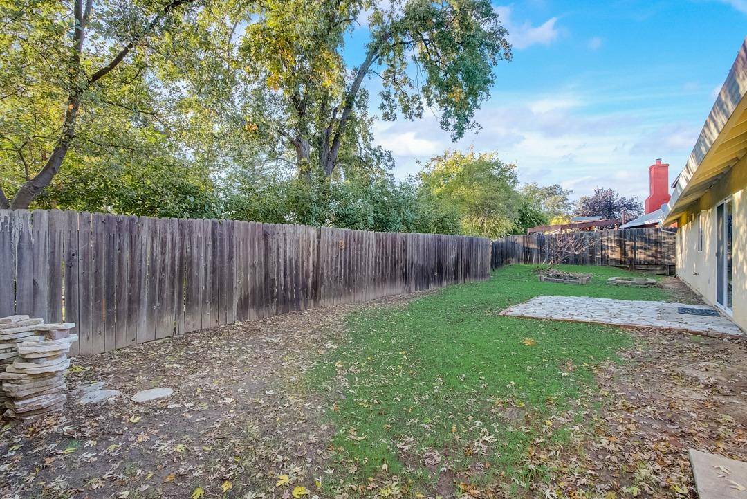 Rocklin, CA 95677,4049 Kannasto