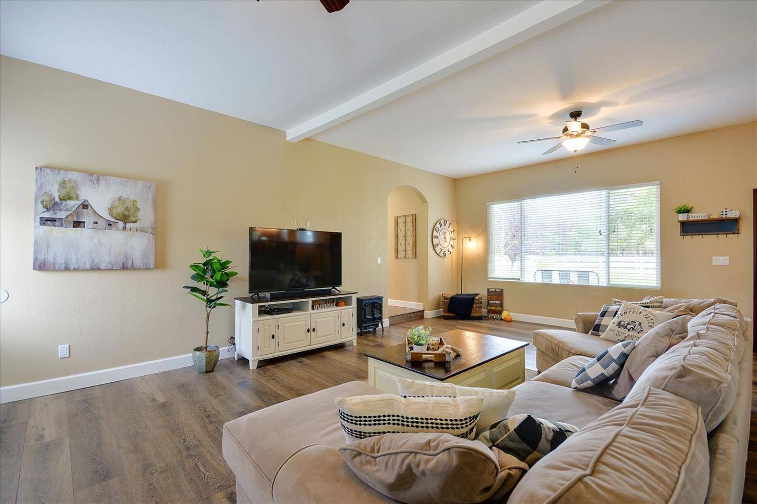 Wilton, CA 95693,10180 Collings RD