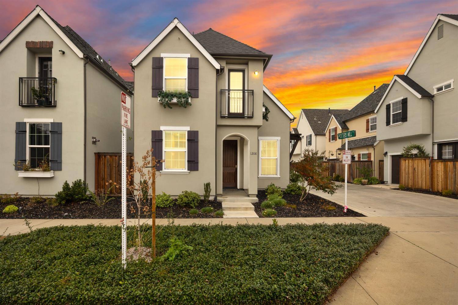 Roseville, CA 95747,1208 Lavande DR