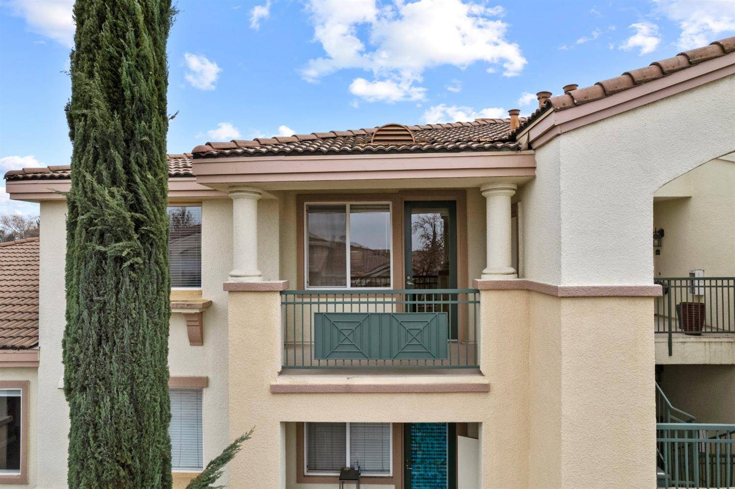 Roseville, CA 95661,1501 Secret Ravine Pkwy #1830