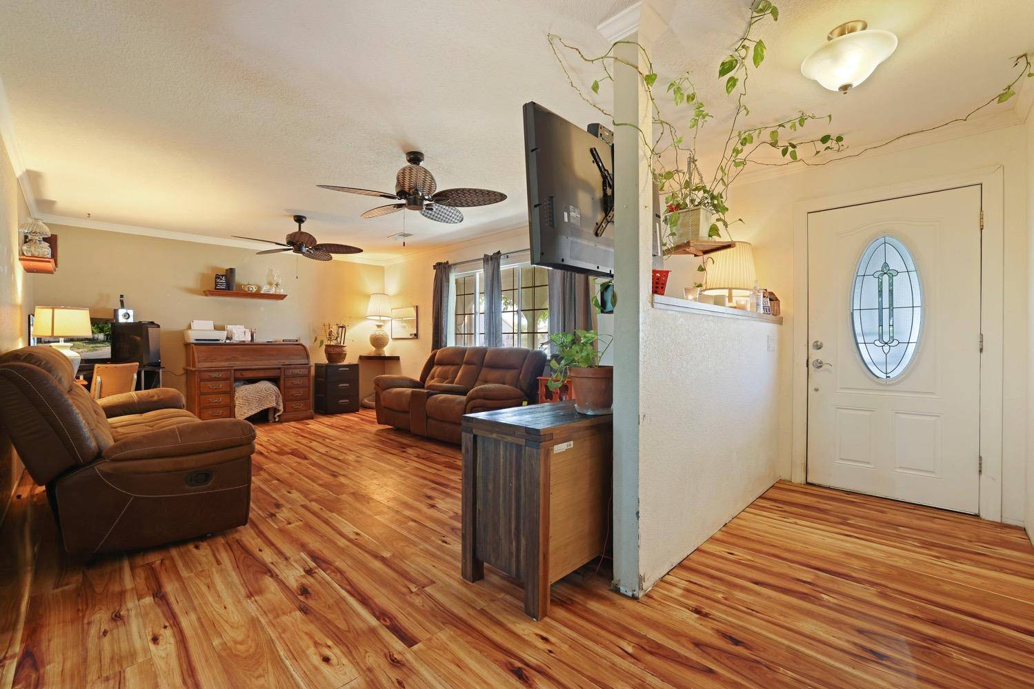 Delhi, CA 95315,9442 Hinton