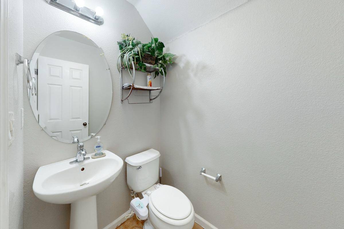 Roseville, CA 95747,1565 Blue Raven ST