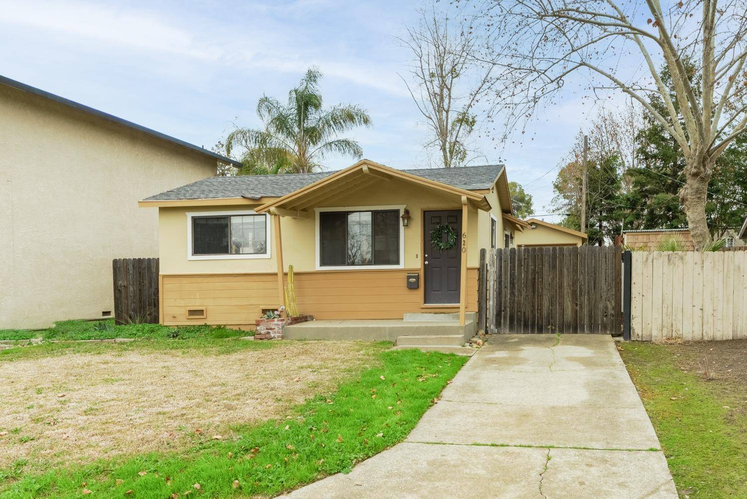 Roseville, CA 95678,620 Elefa ST