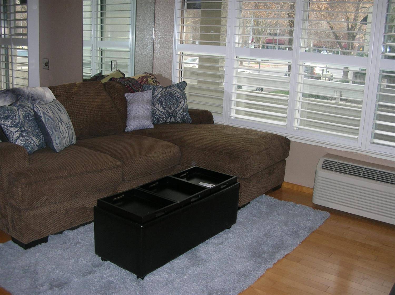 Sacramento, CA 95814,1028 P ST #1