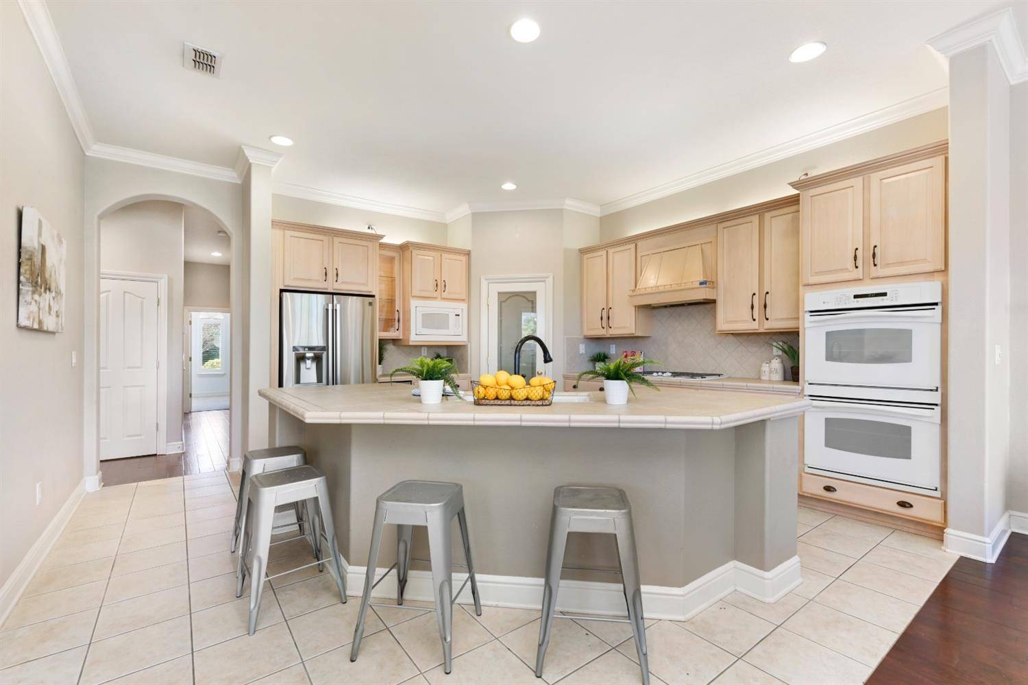 Roseville, CA 95747,1716 Morella CIR