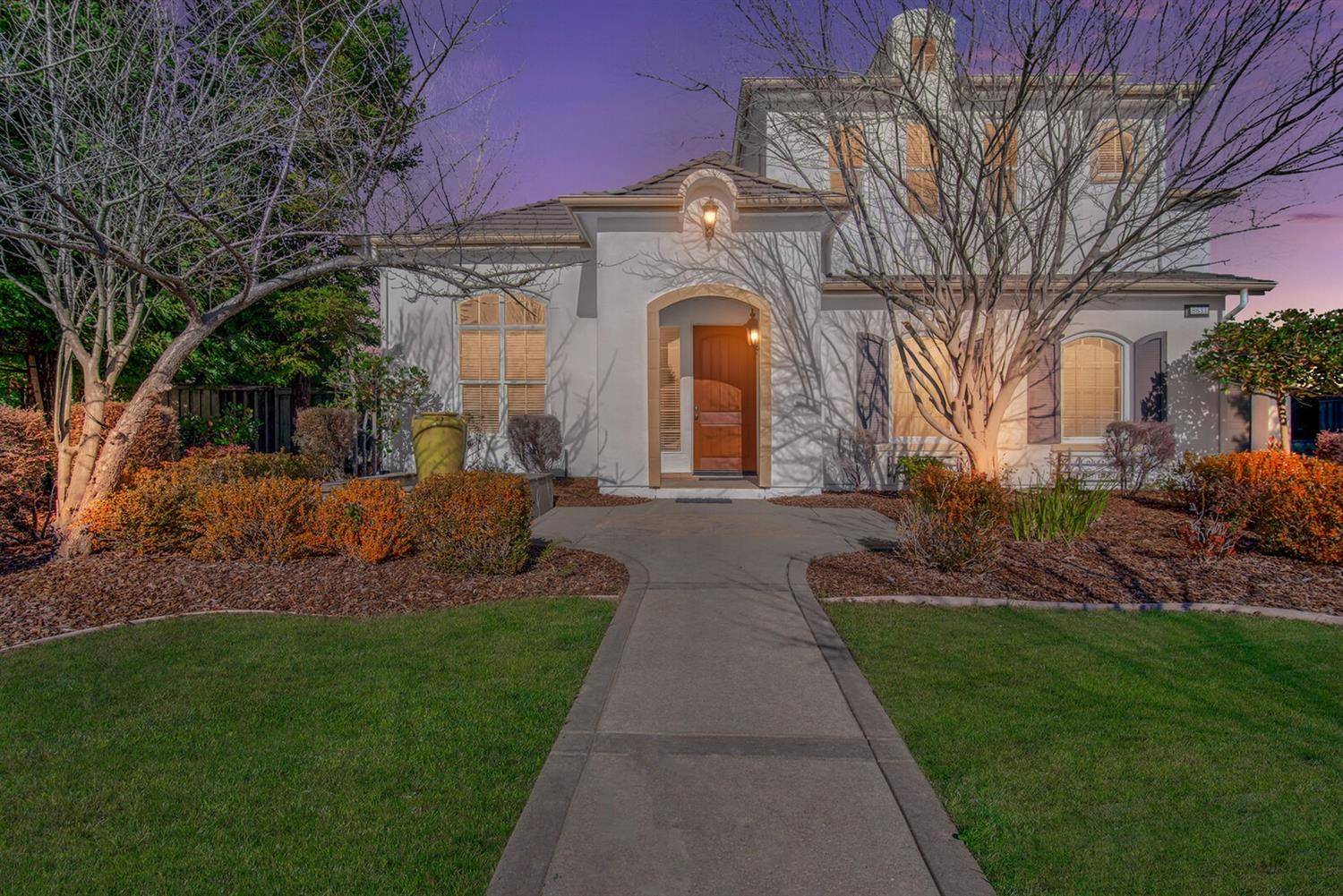 Roseville, CA 95747,8631 French Creek CT