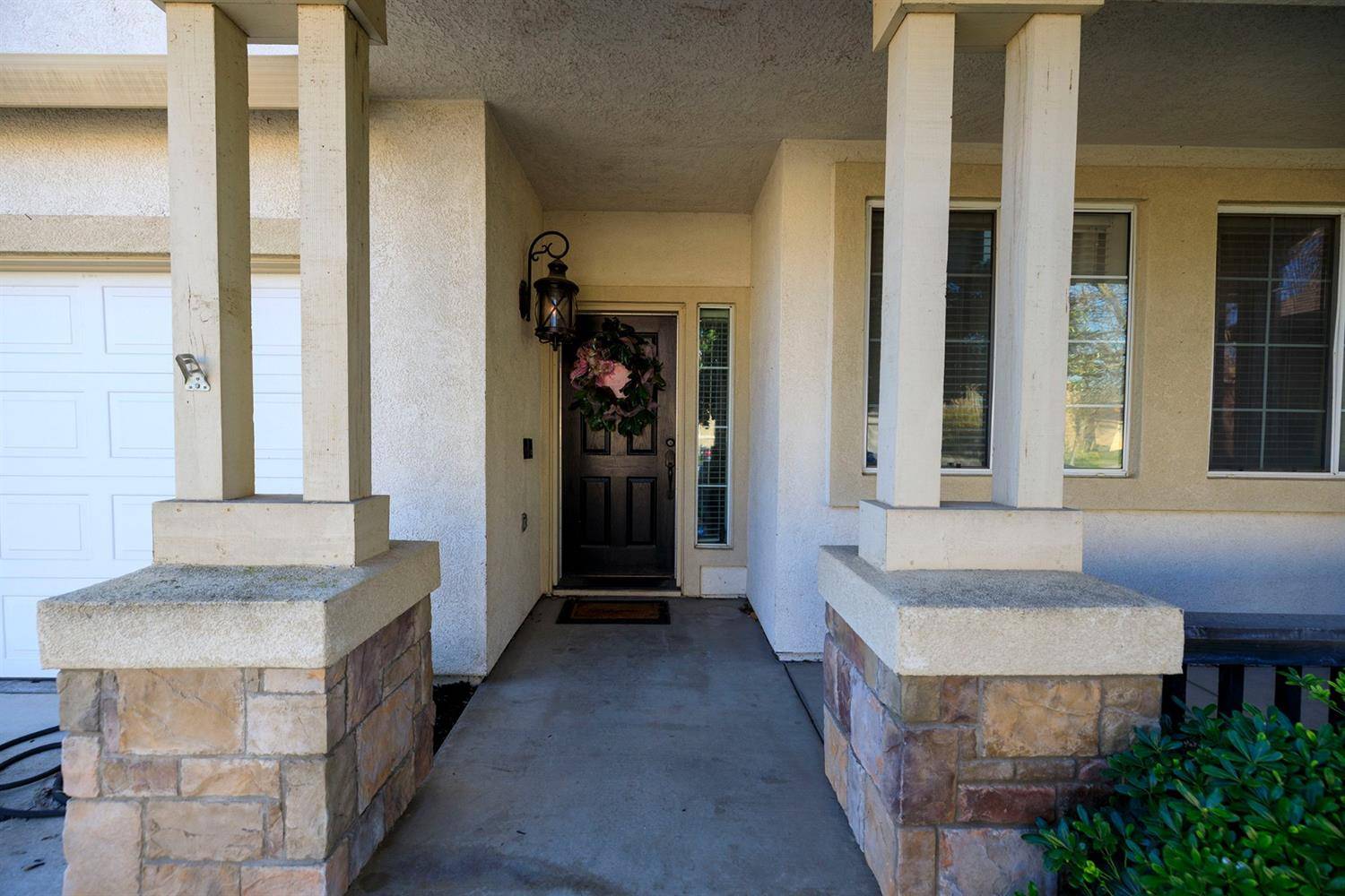 Delhi, CA 95315,16523 Everton ST