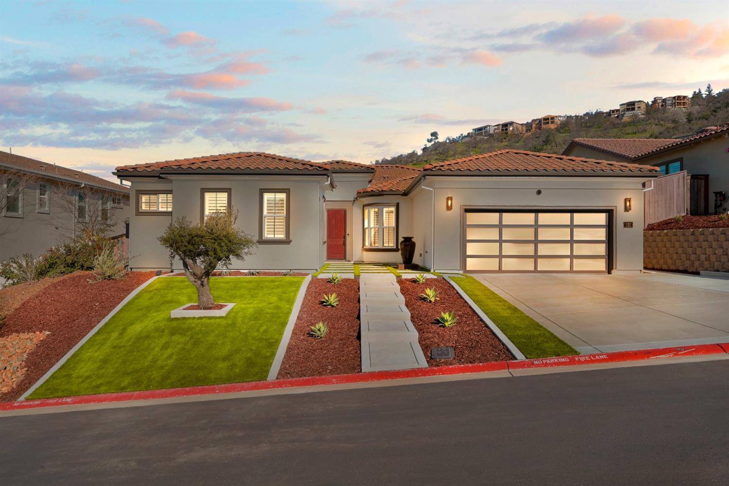 El Dorado Hills, CA 95762,137 Jura CT