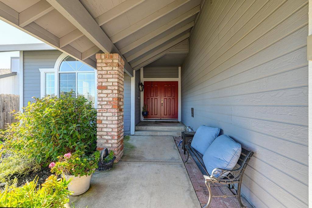 Folsom, CA 95630,104 Rhoades WAY