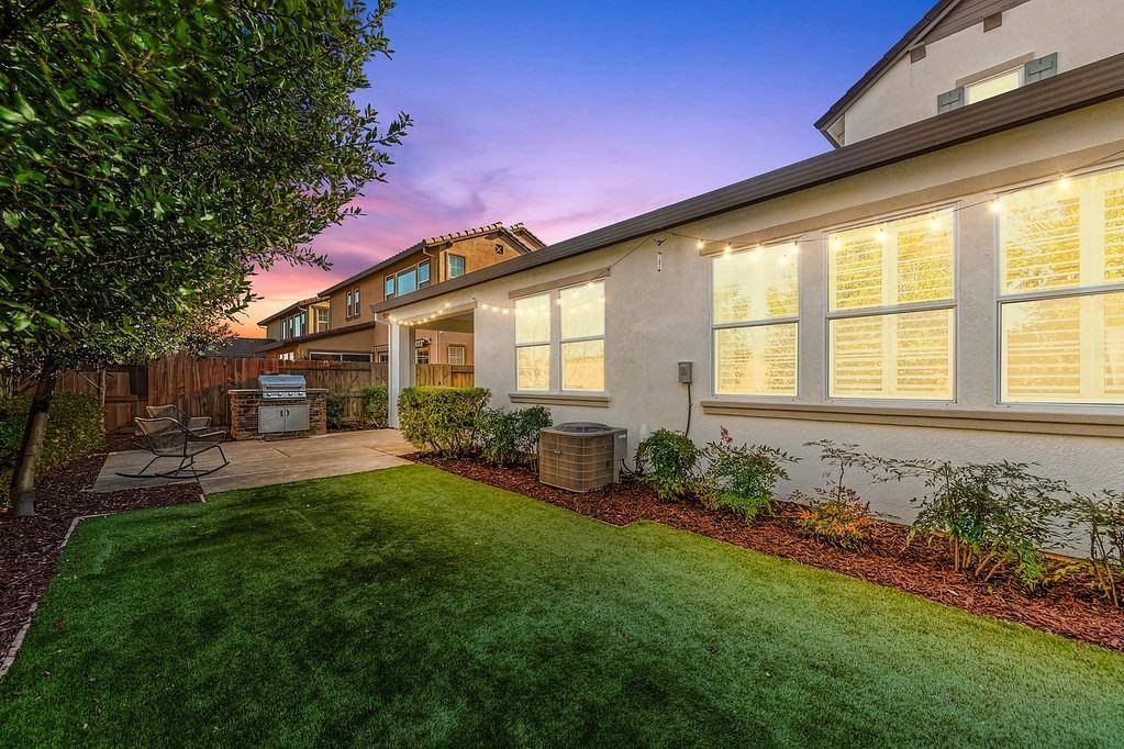 Roseville, CA 95747,7016 Greenford WAY