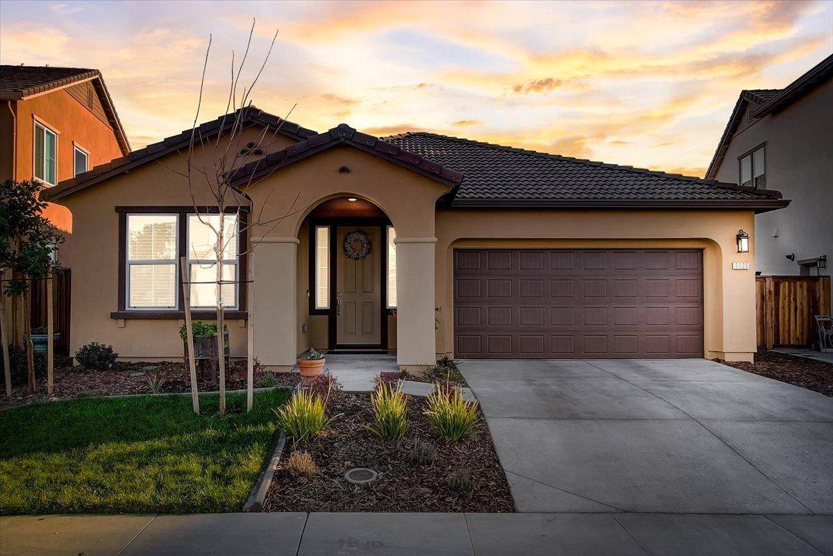 Roseville, CA 95747,5025 SOLAR WAY