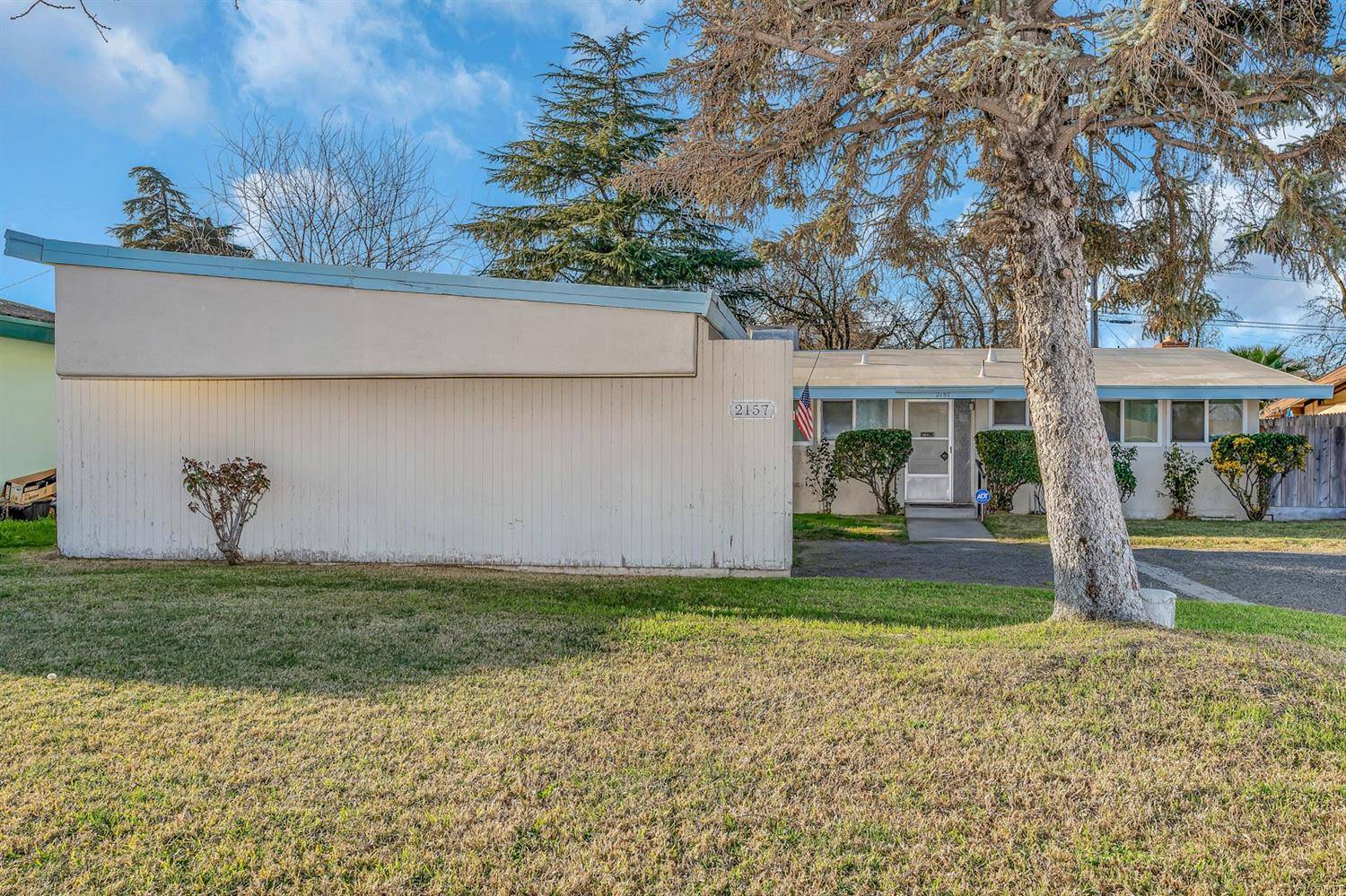 Atwater, CA 95301,2157 1st ST