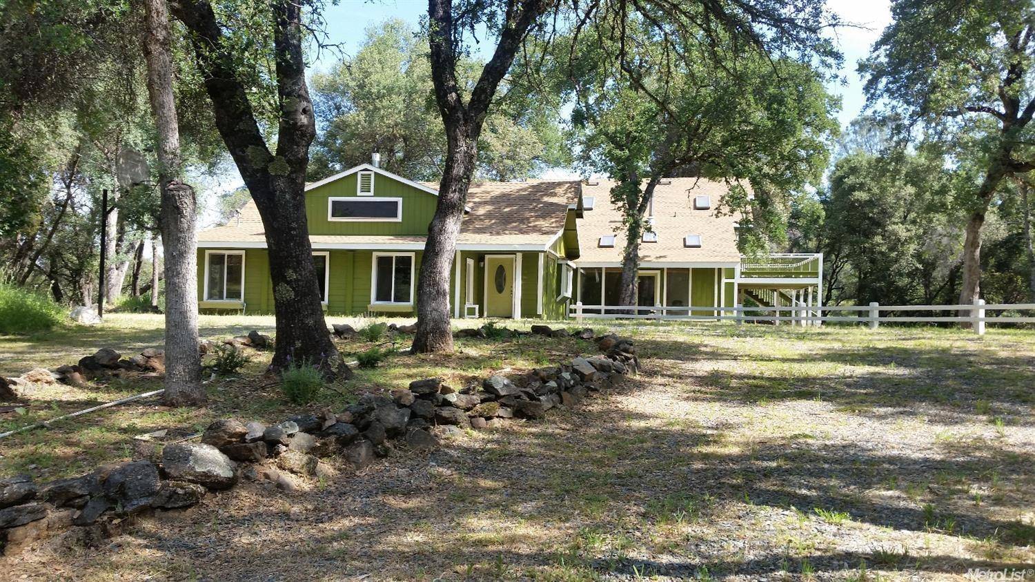 Somerset, CA 95684,6941 Loggers Hollow RD