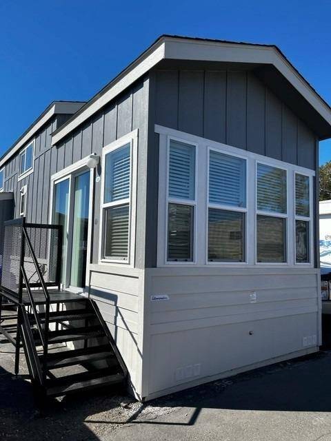 San Pablo, CA 94806,2425 church Ln #56