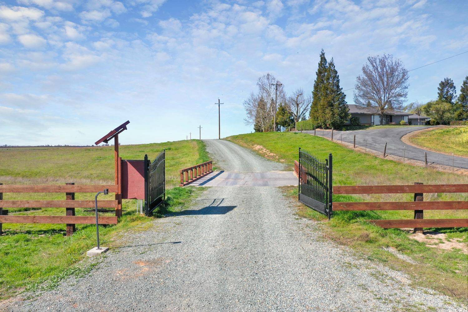 Linden, CA 95236,11173 N Clements RD