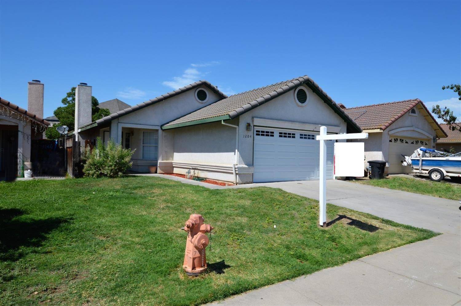 Escalon, CA 95320,1204 La Mesa ST